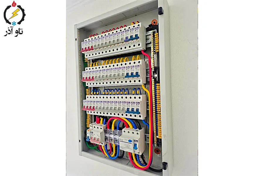 نصب تابلو برق و کابل‌کشی